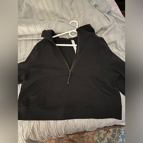 Lululemon Scuba M/L - Picture 2 of 3